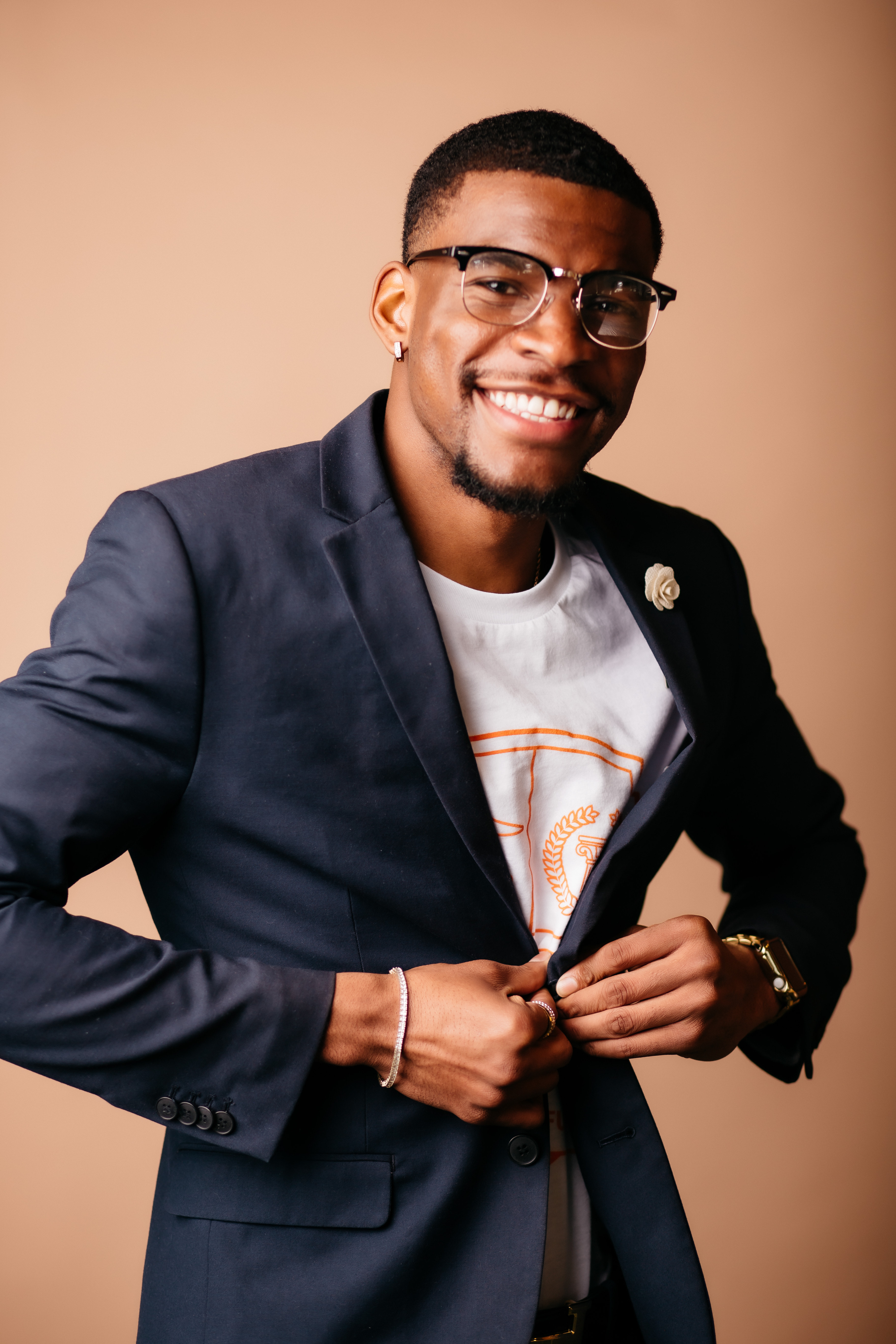 Lezoghia Zo Member-Meneh